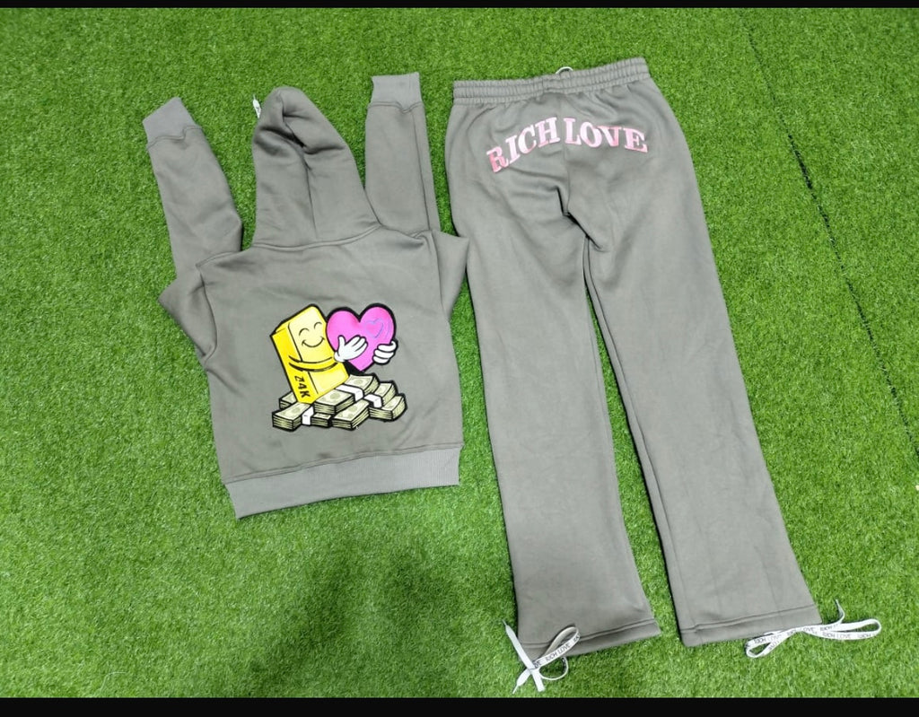 Richlove women’s Gray sweatsuit